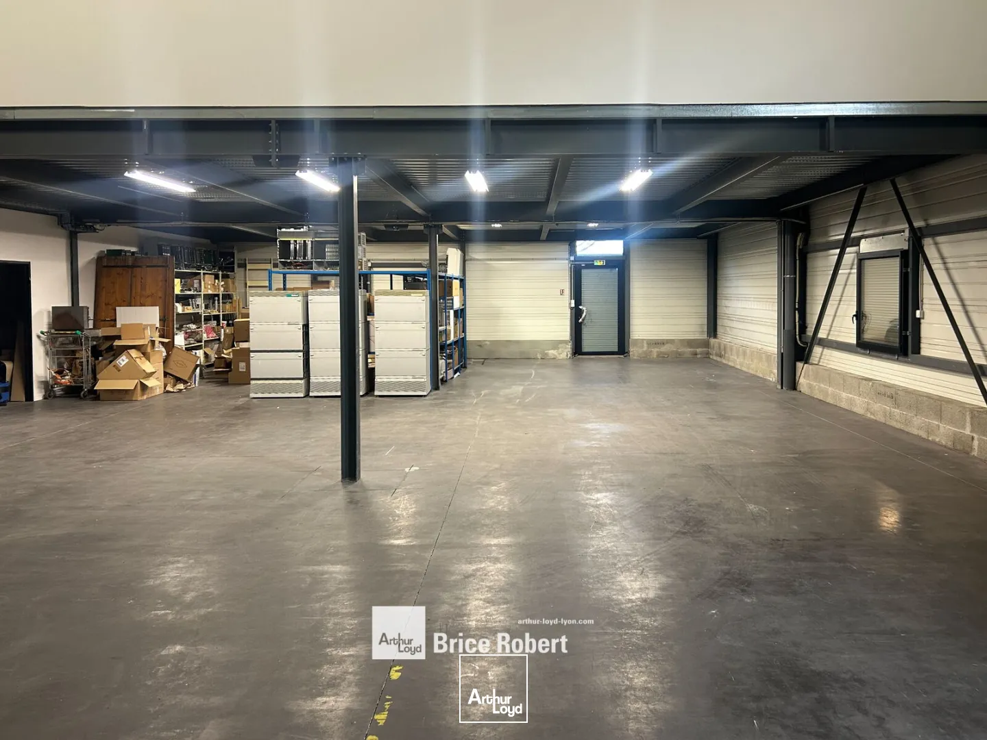 Locaux d'activité & Entrepôts - Location - SAINT PRIEST - 69800 - 374-374 - 7662103