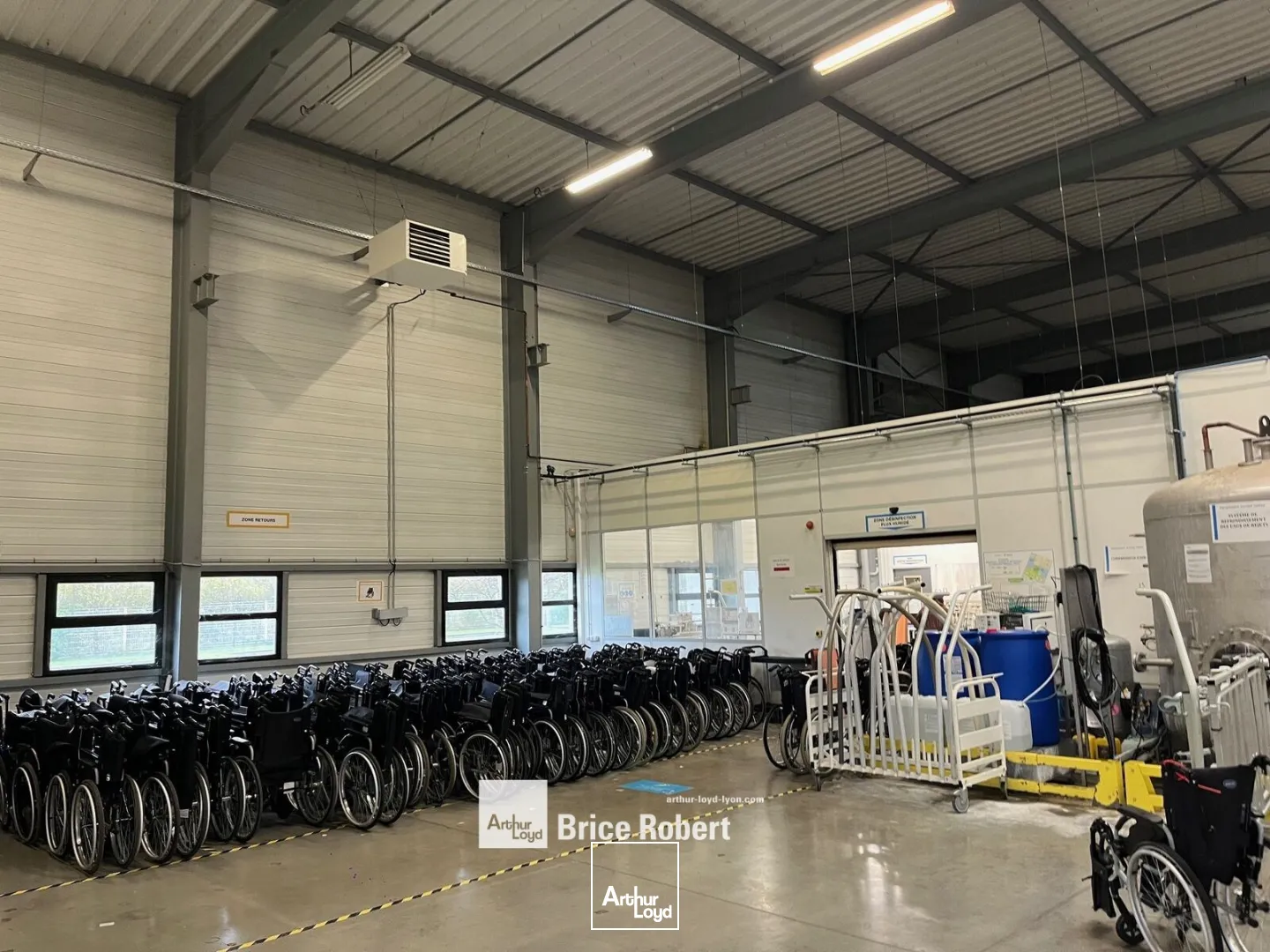 Locaux d'activité & Entrepôts - Location - MIONS - 69780 - 2338-2338 - 7662115