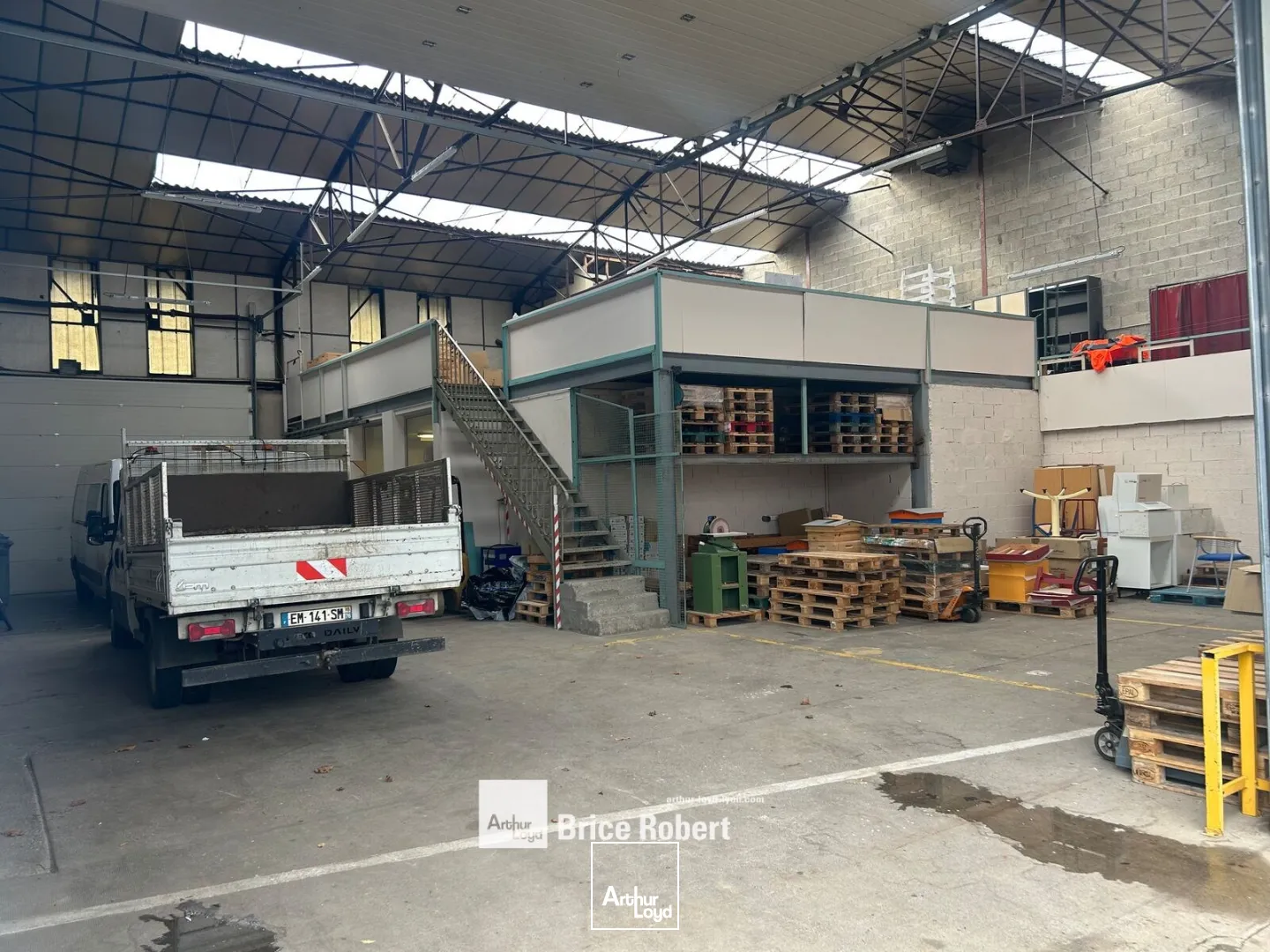 Locaux d'activité & Entrepôts - Vente - VILLEFRANCHE SUR SAONE - 69400 - 230-922 - 7662135