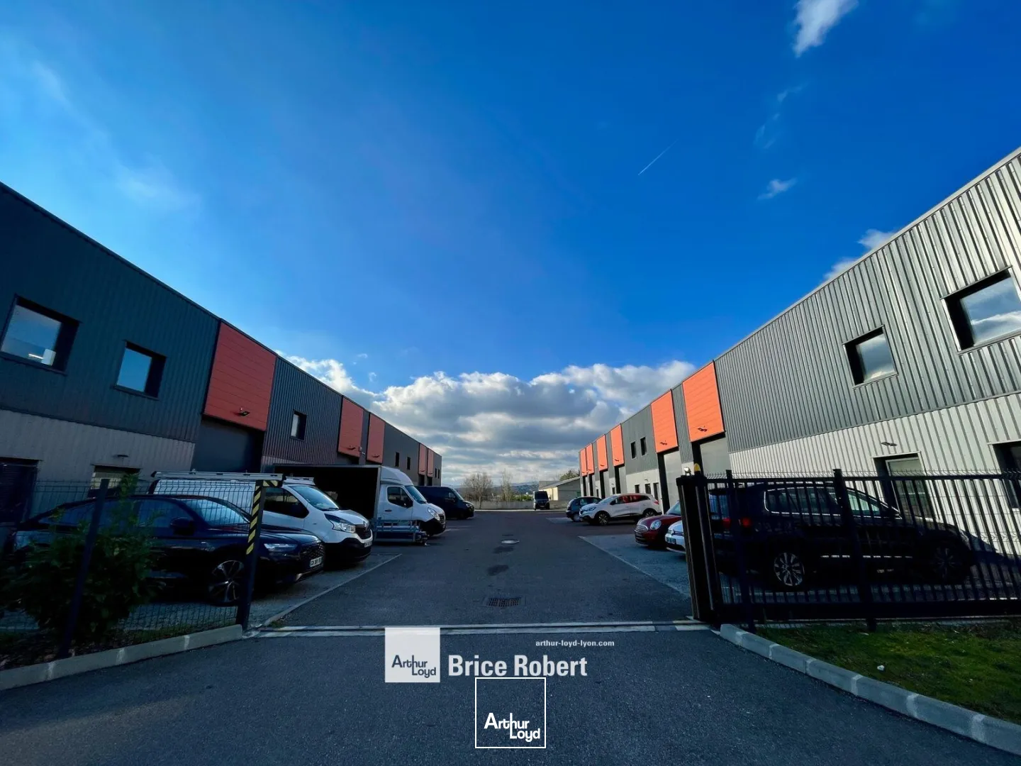 Locaux d'activité & Entrepôts - Location - BRIGNAIS - 69530 - 197.03-197.03 - 7662158