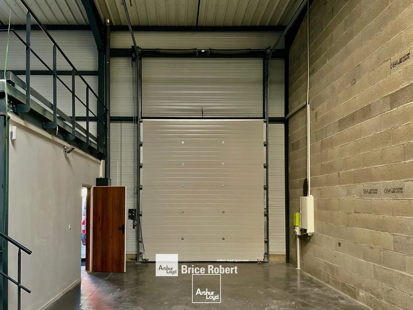 Locaux d'activité & Entrepôts - Location - BRIGNAIS - 69530 - 197.03-197.03 - 7662157