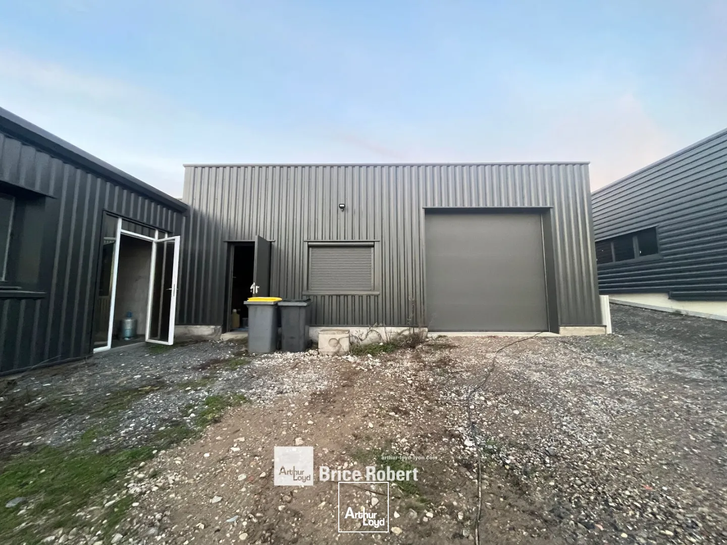 Locaux d'activité & Entrepôts - Location - SAINTE CONSORCE - 69280 - 160-340 - 7662206