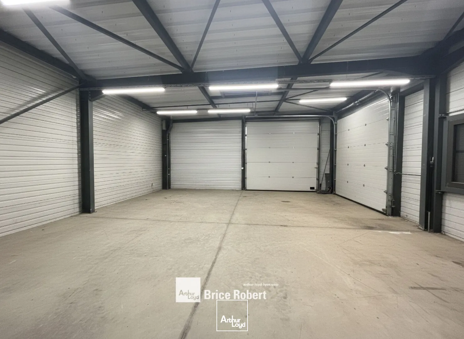 Locaux d'activité & Entrepôts - Location - SAINTE CONSORCE - 69280 - 160-340 - 7662207