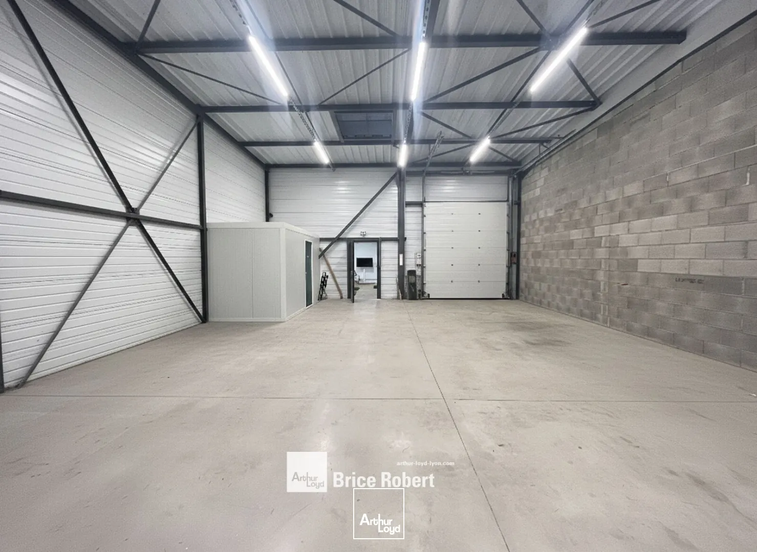 Locaux d'activité & Entrepôts - Location - SAINTE CONSORCE - 69280 - 150-150 - 7662211