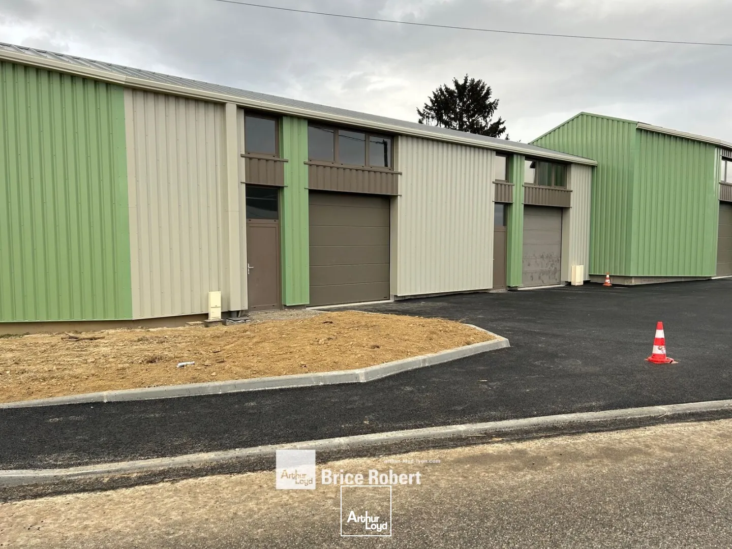 Locaux d'activité & Entrepôts - Location - CIVRIEUX - 01390 - 149-149 - 7662250