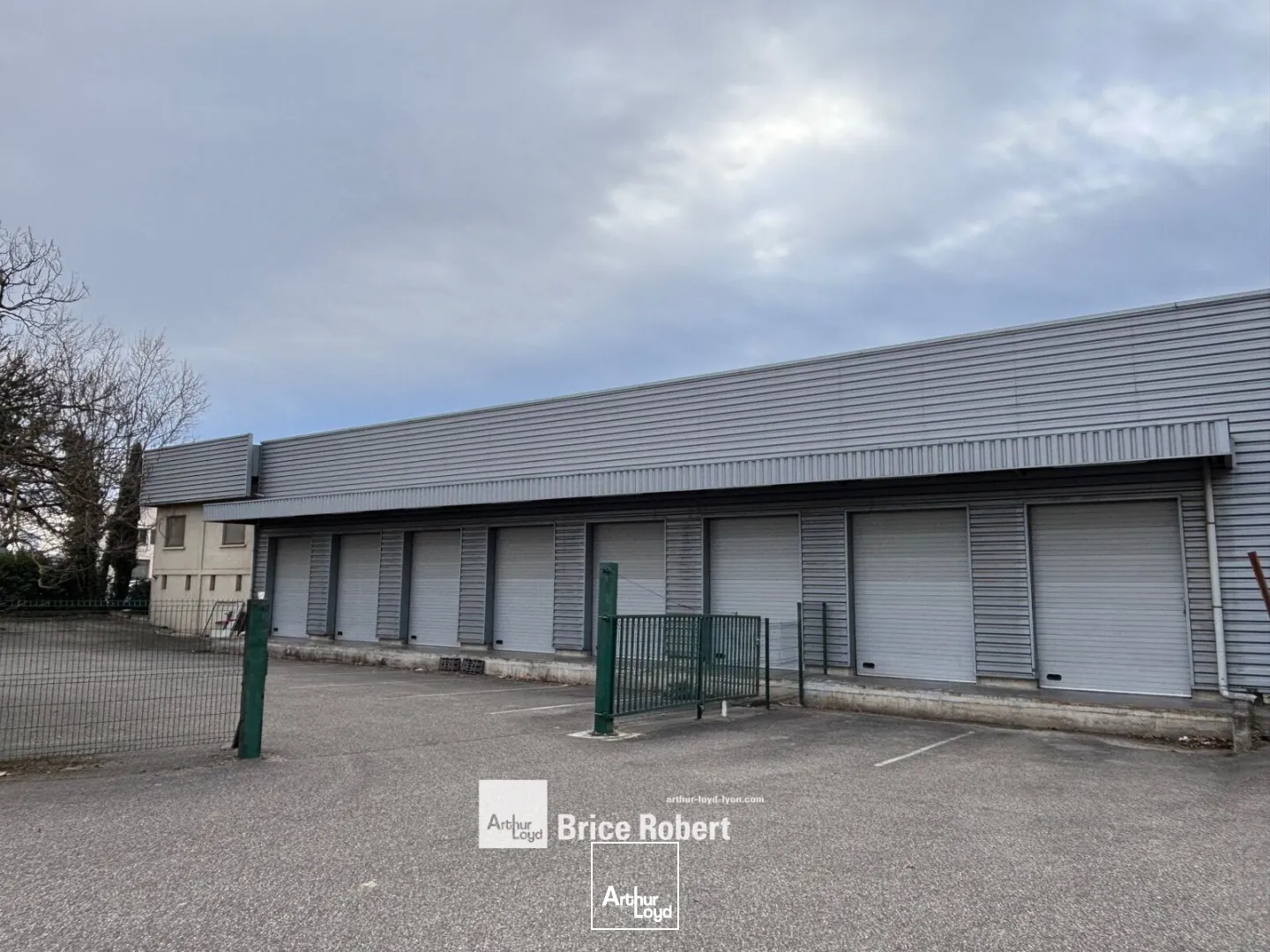 Locaux d'activité & Entrepôts - Location - SAINT PRIEST - 69800 - 106-1656 - 7662276