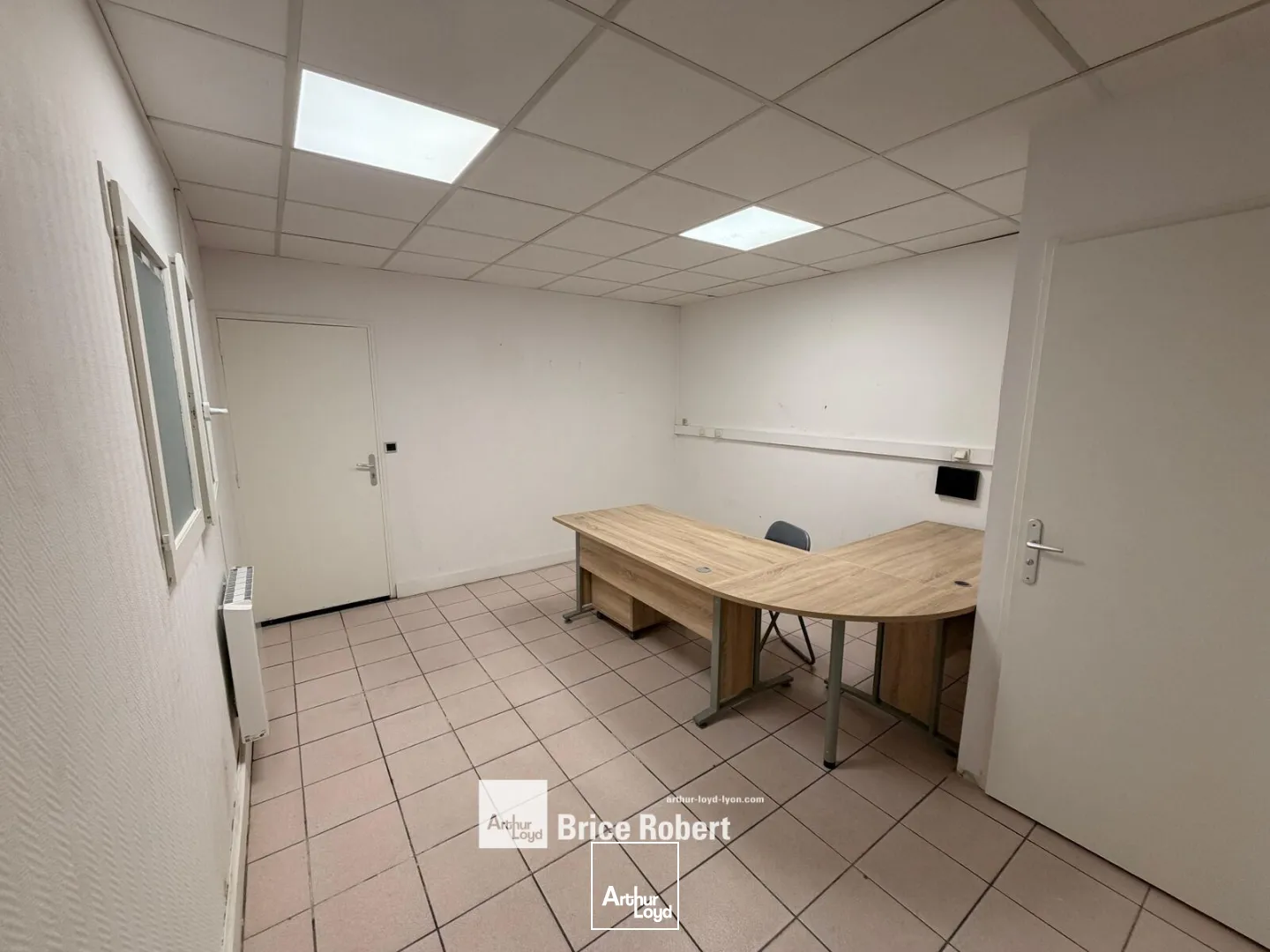 Locaux d'activité & Entrepôts - Location - VENISSIEUX - 69200 - 118-118 - 7662278