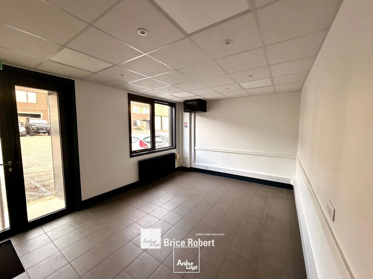 Locaux d'activité & Entrepôts - Location - DARDILLY - 69570 - 206-206 - 7662296