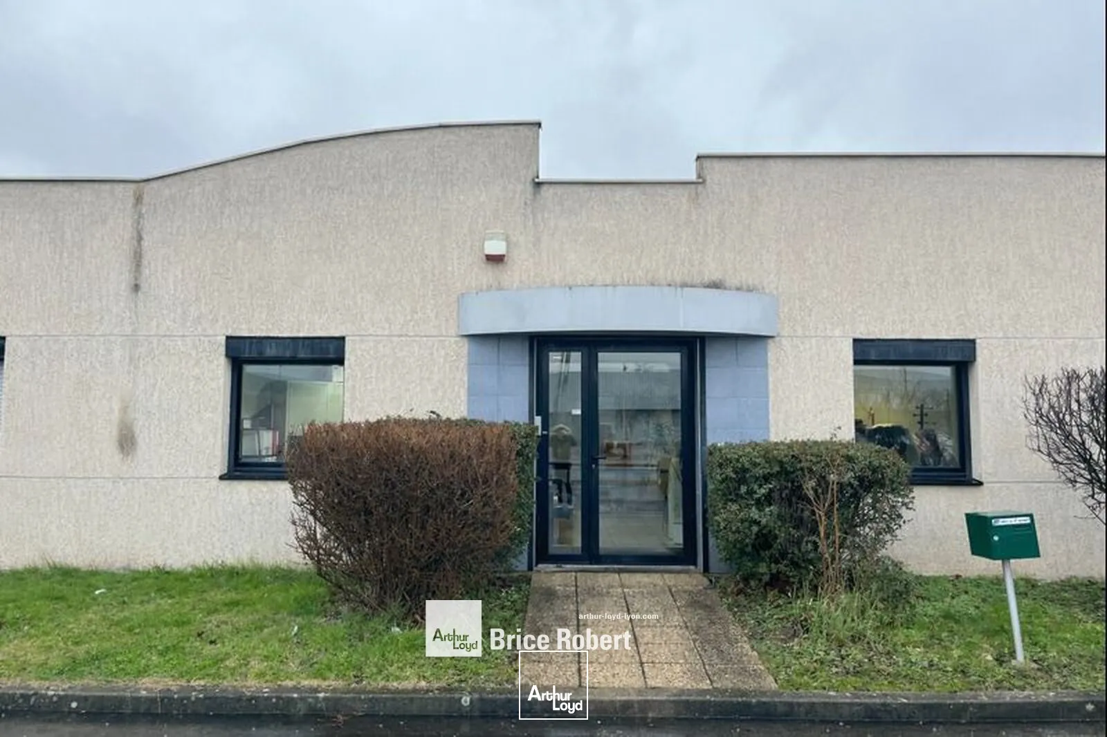 Locaux d'activité & Entrepôts - Location - VAULX EN VELIN - 69120 - 450-450 - 7662320