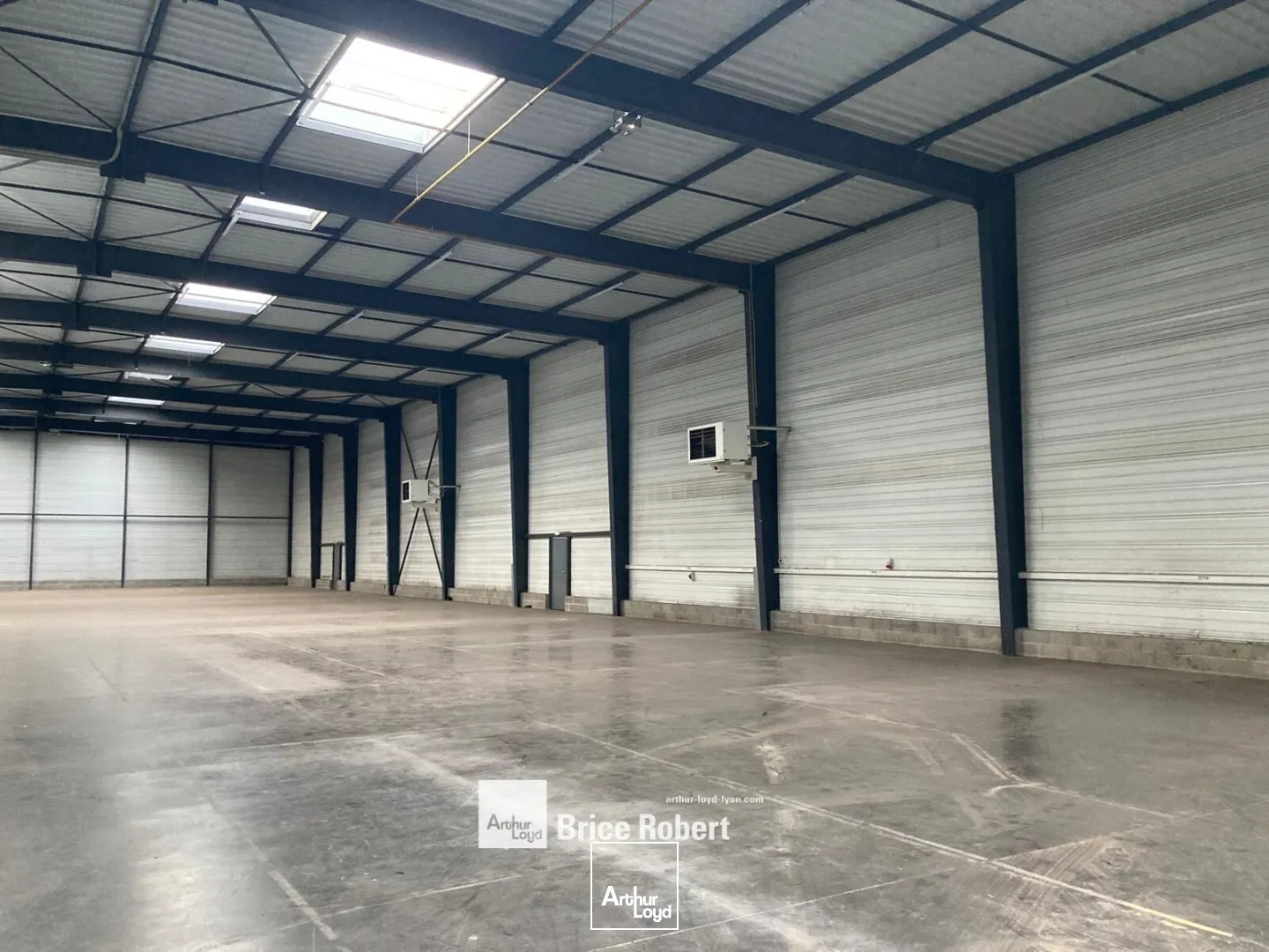 Locaux d'activité & Entrepôts - Location - DECINES CHARPIEU - 69150 - 488.4-2734.1 - 7662330