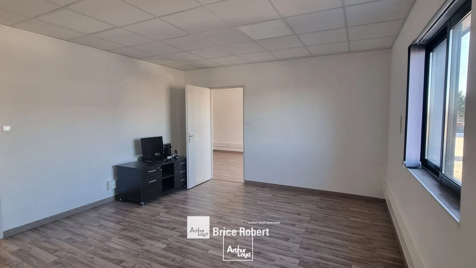 Locaux d'activité & Entrepôts - Location - SAINT ANDRE DE CORCY - 01390 - 394-394 - 7662343