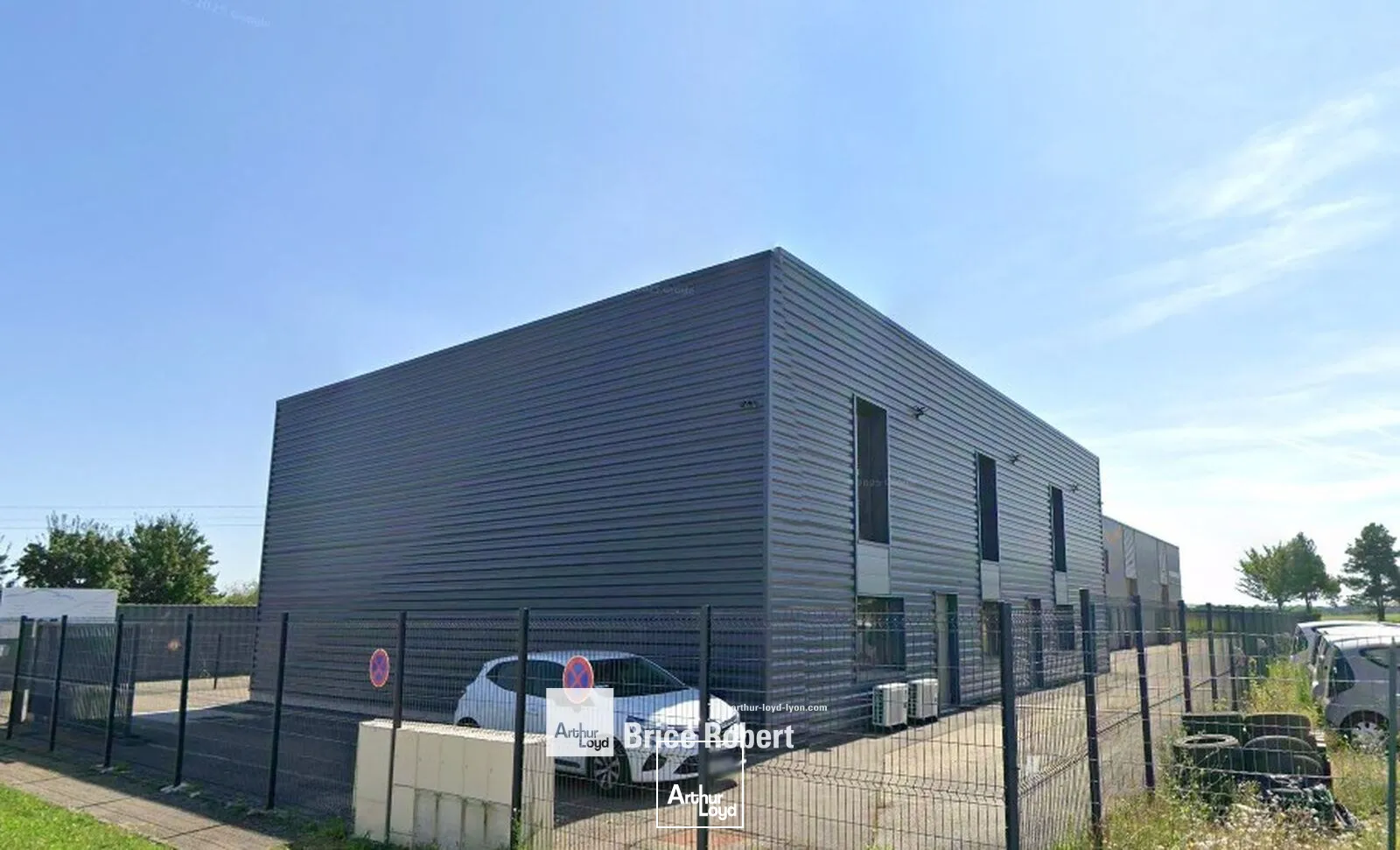 Locaux d'activité & Entrepôts - Location - SAINT ANDRE DE CORCY - 01390 - 394-394 - 7662342