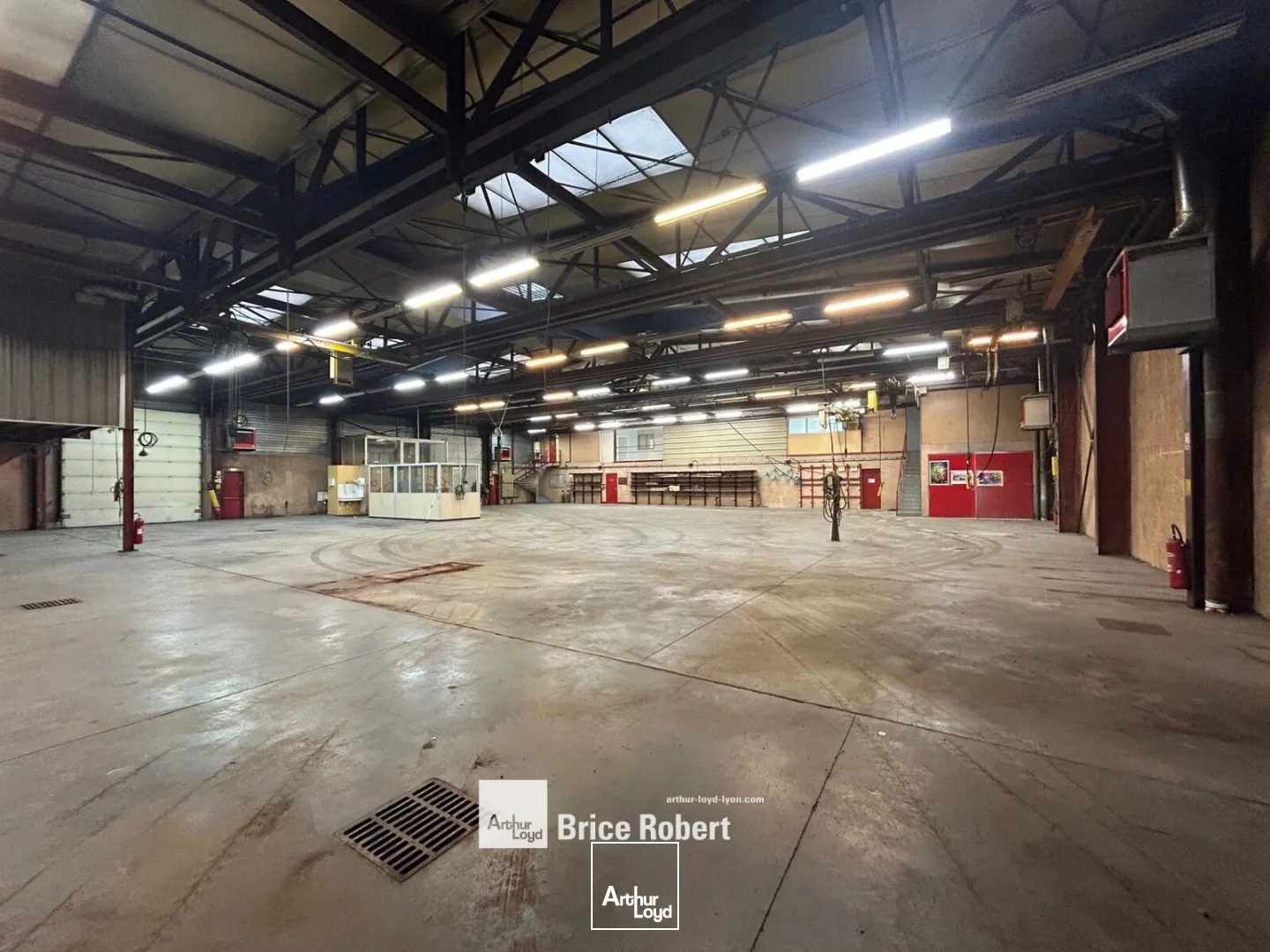 Locaux d'activité & Entrepôts - Vente - VILLEURBANNE - 69100 - 1300-1300 - 7662348