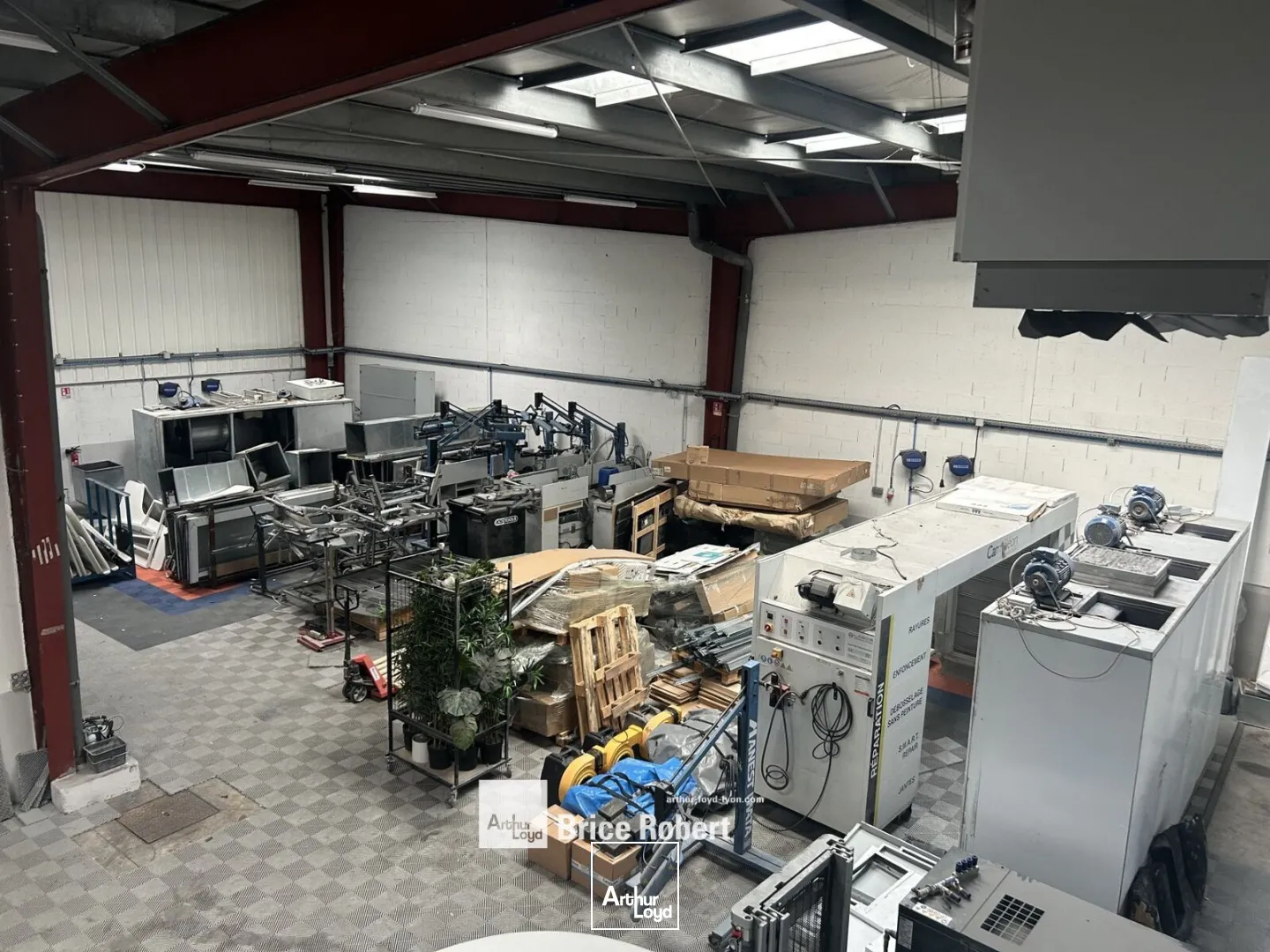 Locaux d'activité & Entrepôts - Location - DECINES CHARPIEU - 69150 - 670-670 - 7662362