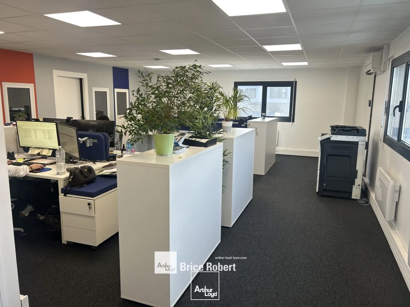 Locaux d'activité & Entrepôts - Location - DECINES CHARPIEU - 69150 - 670-670 - 7662364