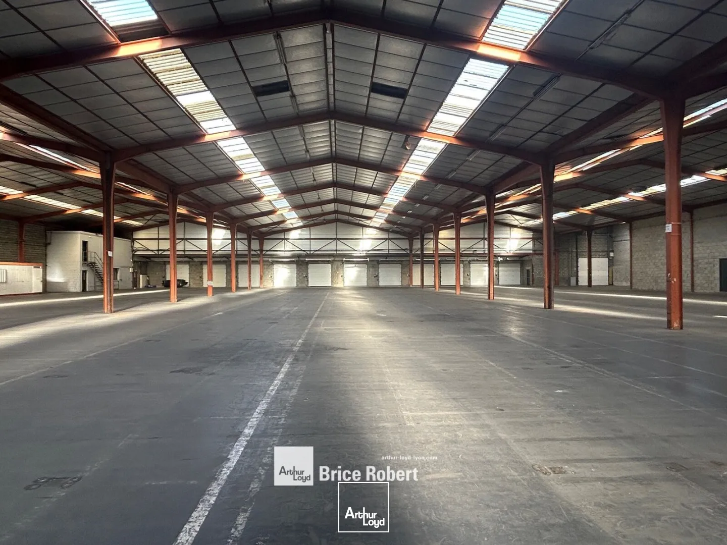 Locaux d'activité & Entrepôts - Location - CORBAS - 69960 - 4586-4586 - 7662390