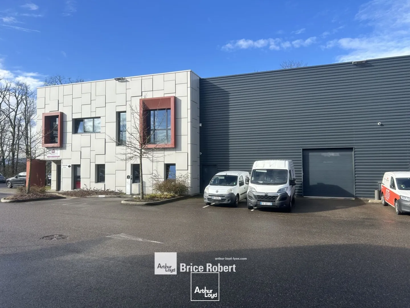 Locaux d'activité & Entrepôts - Location - DARDILLY - 69570 - 670-670 - 7662399