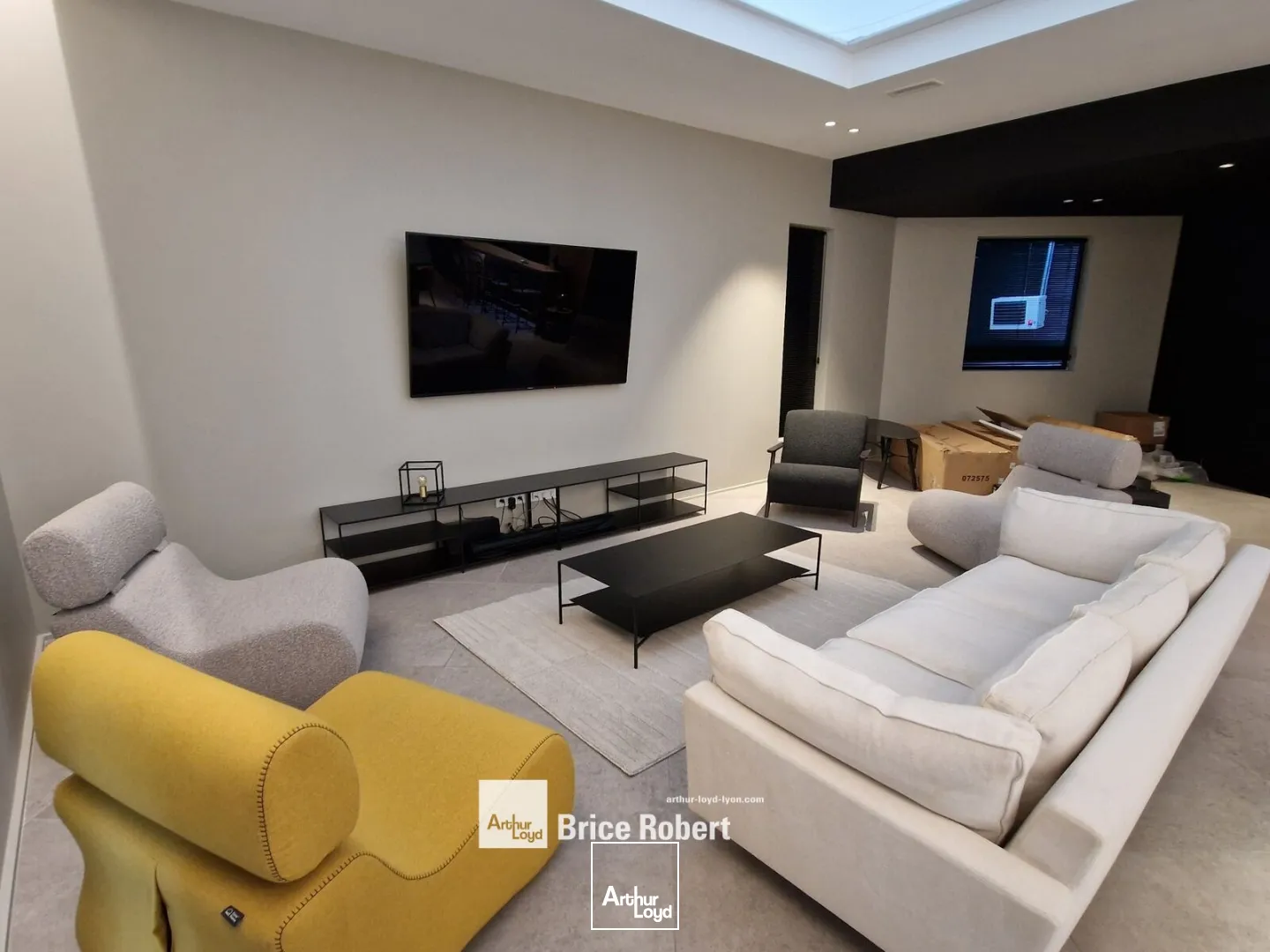 Locaux d'activité & Entrepôts - Vente - SAINT BONNET DE MURE - 69720 - 407-407 - 7662415