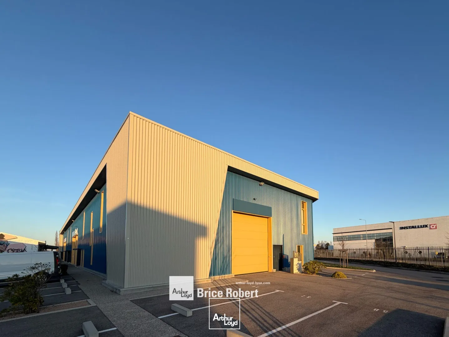 Locaux d'activité & Entrepôts - Vente - SAINT BONNET DE MURE - 69720 - 407-407 - 7662418