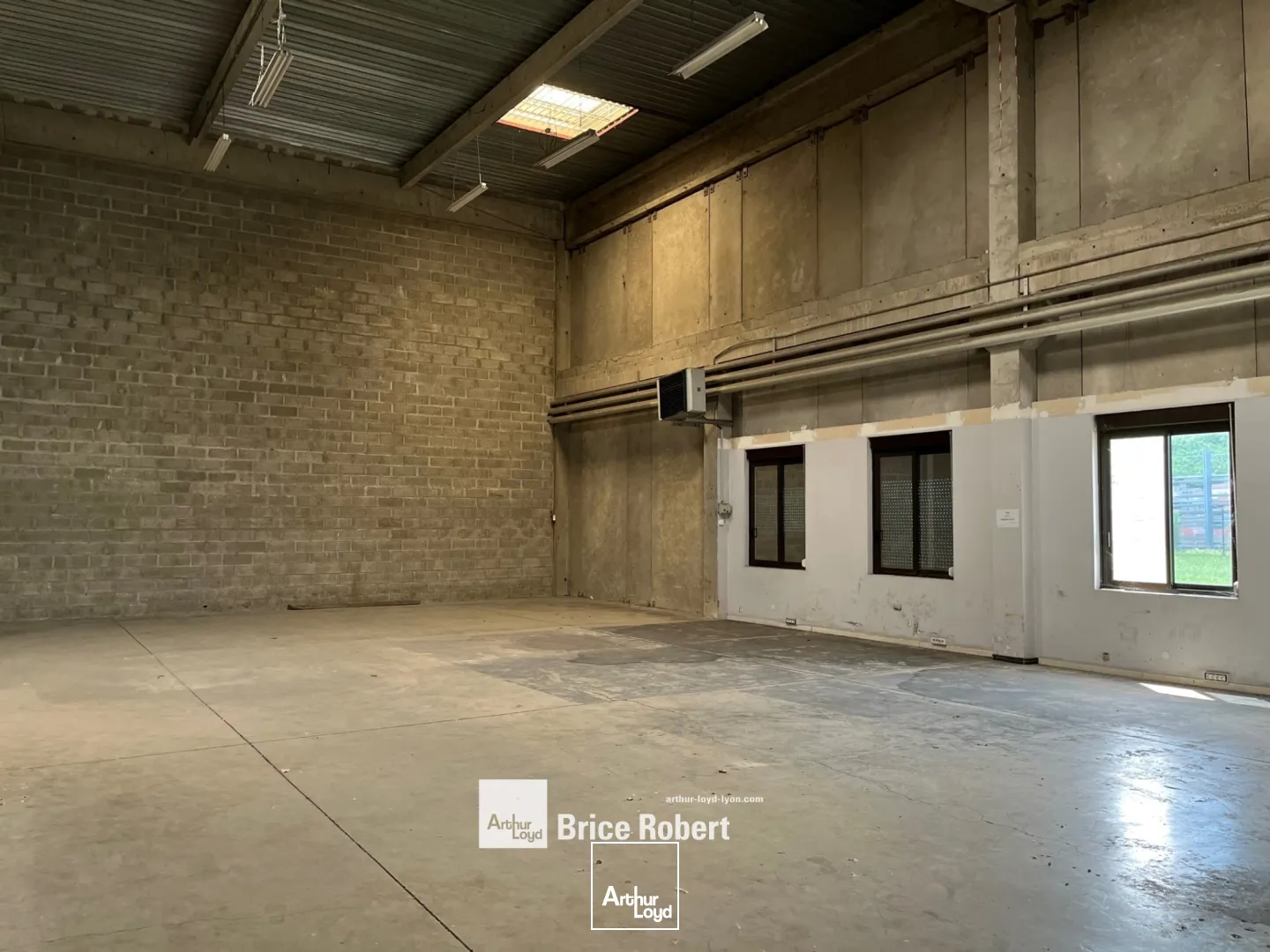 Locaux d'activité & Entrepôts - Vente - SAINT QUENTIN FALLAVIER - 38070 - 257-1583.6 - 7662464