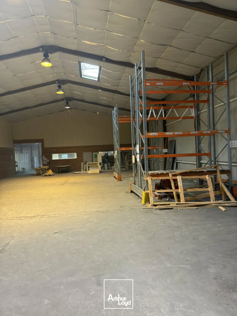 Bureaux - Location - SAINT PANTALEON DE LARCHE - 19600 - 680-680 - 7662642