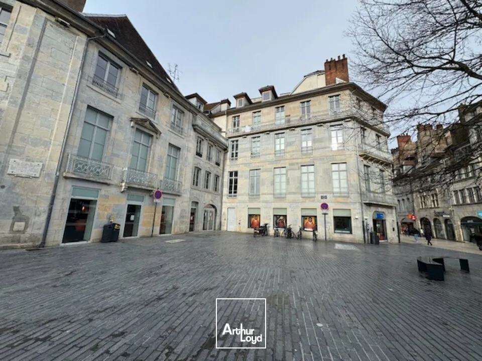 Locaux commerciaux - Location - BESANCON - 25000 - 83-1124 - 7662661