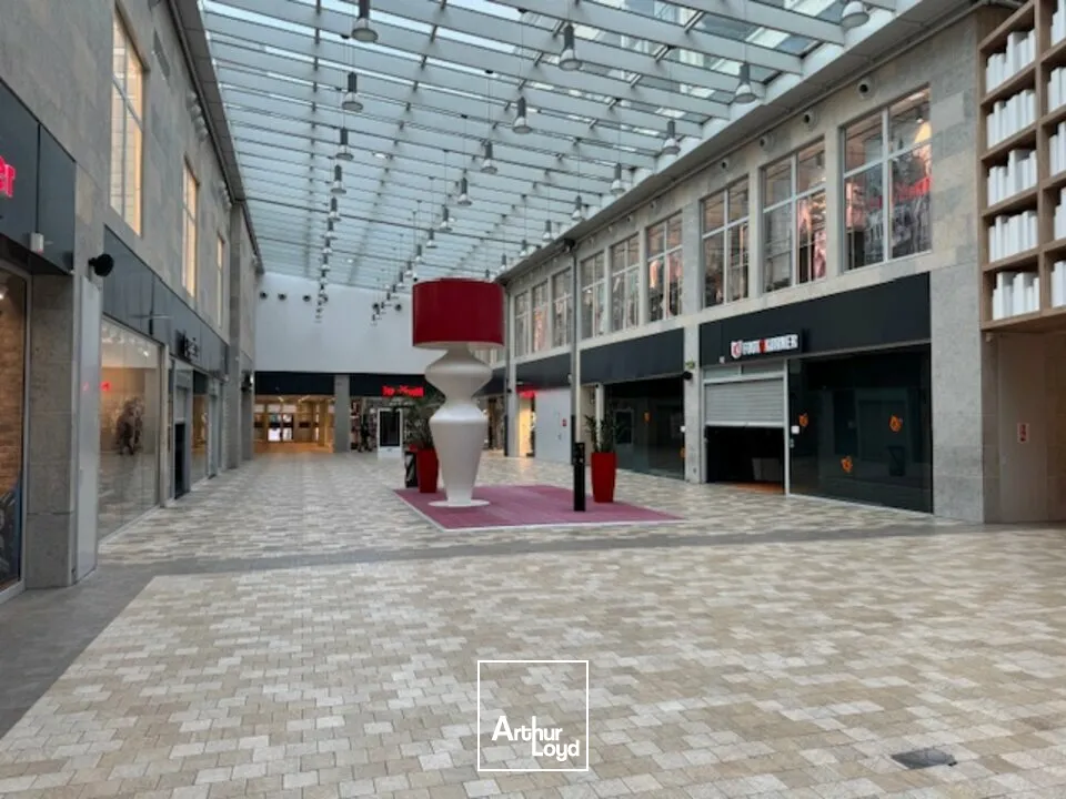 Locaux commerciaux - Location - BESANCON - 25000 - 83-1124 - 7662662