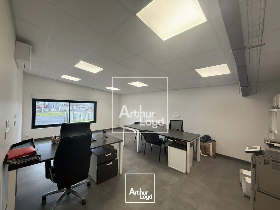 Locaux d'activité & Entrepôts - Vente - VARENNES-SUR-SEINE - 77130 - 1331-1331 - 7662680