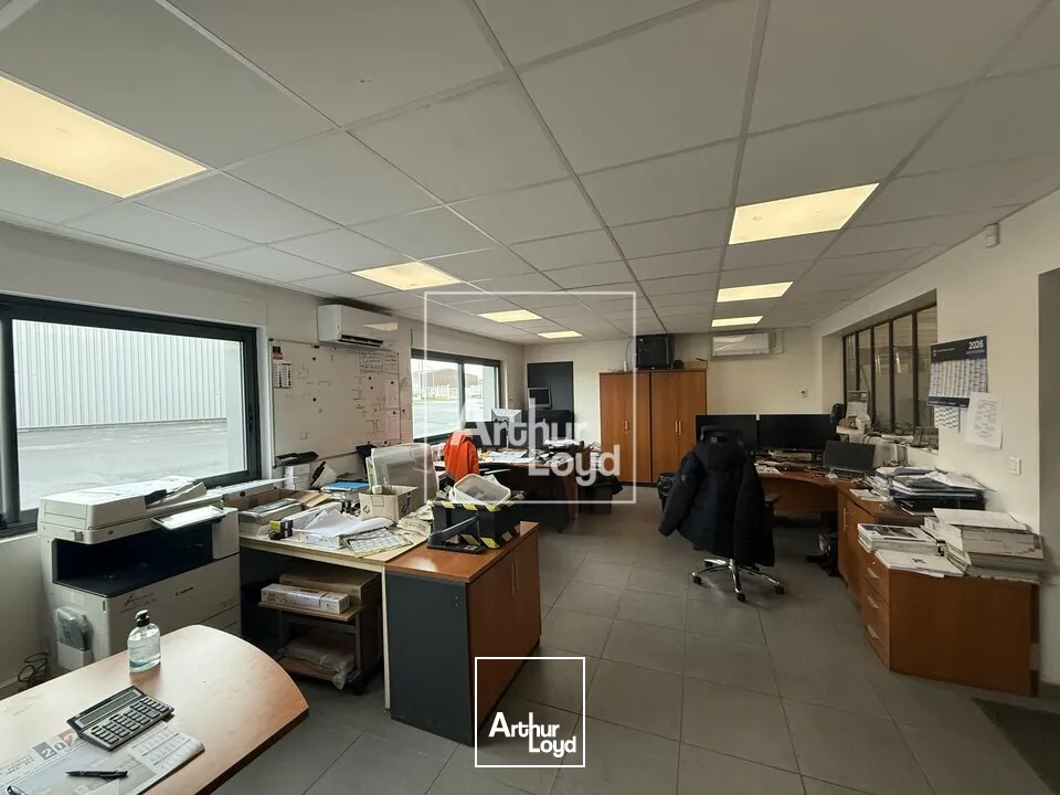 Locaux d'activité & Entrepôts - Vente - VARENNES-SUR-SEINE - 77130 - 1331-1331 - 7662682