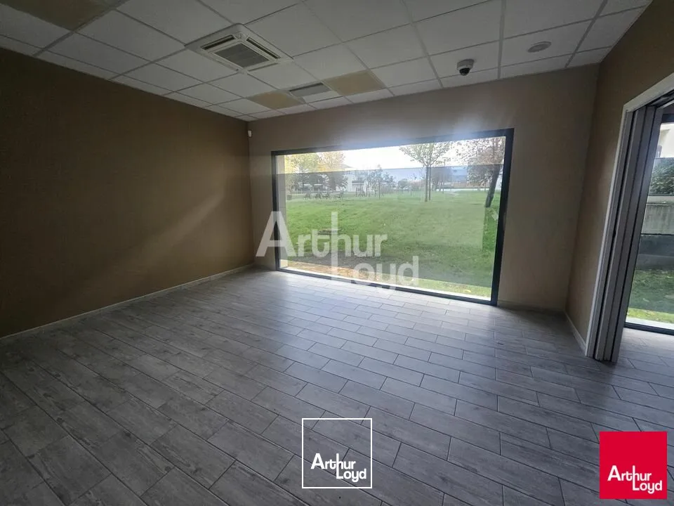 Locaux commerciaux - Location - AVRILLE - 49240 - 130-130 - 7662691