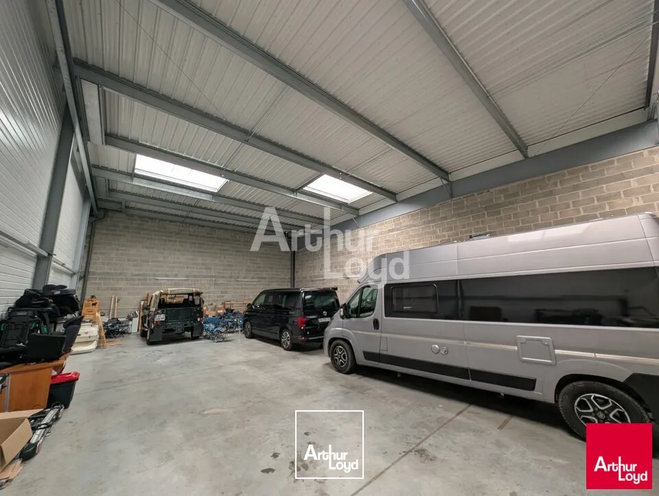 Locaux d'activité & Entrepôts - Location - LA MEZIERE - 35520 - 300-300 - 7662711