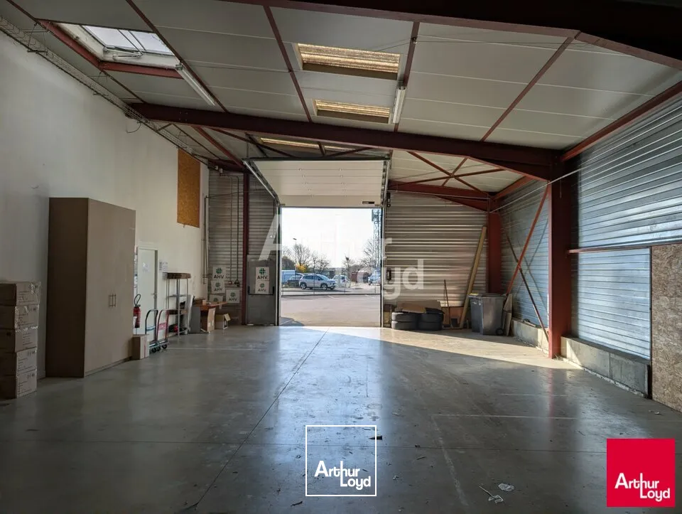 Locaux d'activité & Entrepôts - Location - LA CHAPELLE-DES-FOUGERETZ - 35520 - 460-460 - 7662706