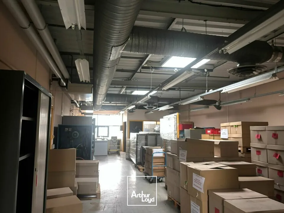 Locaux d'activité & Entrepôts - Vente - AIZENAY - 85190 - 14000-14000 - 7662752