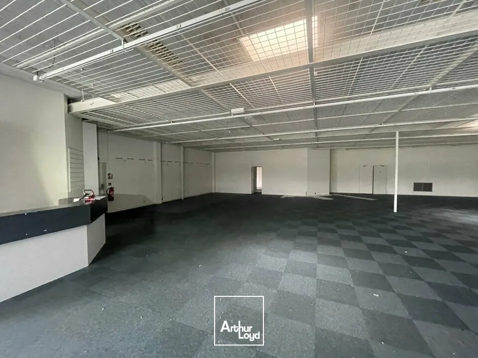 Locaux commerciaux - Location - LA ROCHE-SUR-YON - 85000 - 761-761 - 7662756