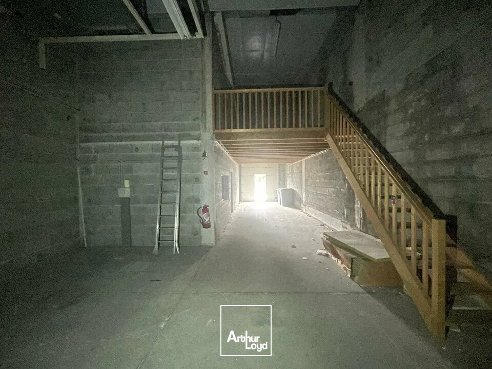 Locaux commerciaux - Location - LA ROCHE-SUR-YON - 85000 - 761-761 - 7662760