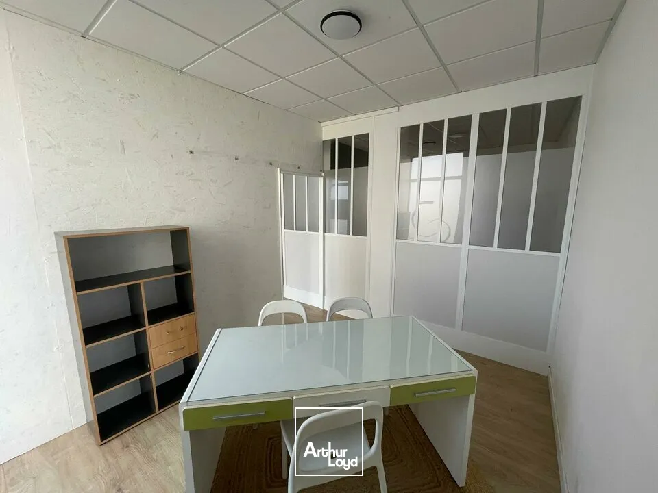 Locaux commerciaux - Vente - CHANTONNAY - 85110 - 47-47 - 7662770