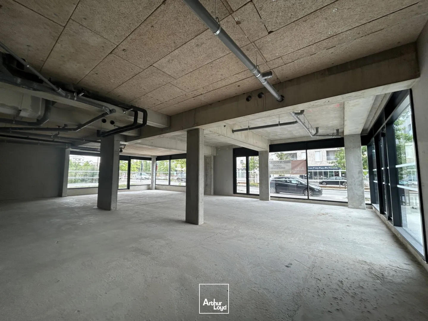 Locaux commerciaux - Location - AMIENS - 80000 - 196-196 - 7662805