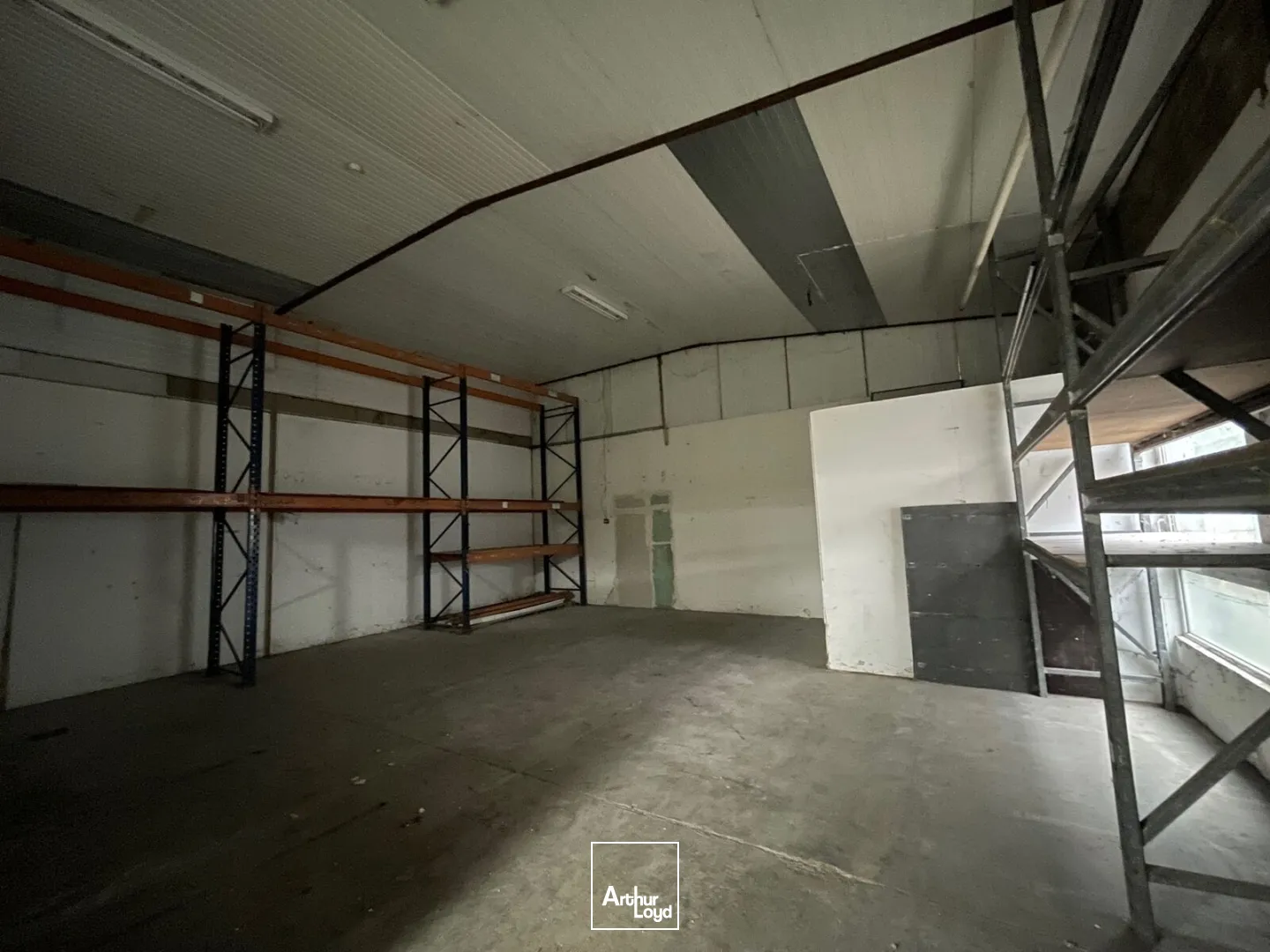 Locaux d'activité & Entrepôts - Location - SOISSONS - 02200 - 325-325 - 7662814