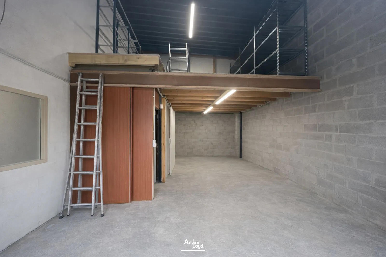 Locaux d'activité & Entrepôts - Location - MARINES - 95640 - 162-162 - 7662937