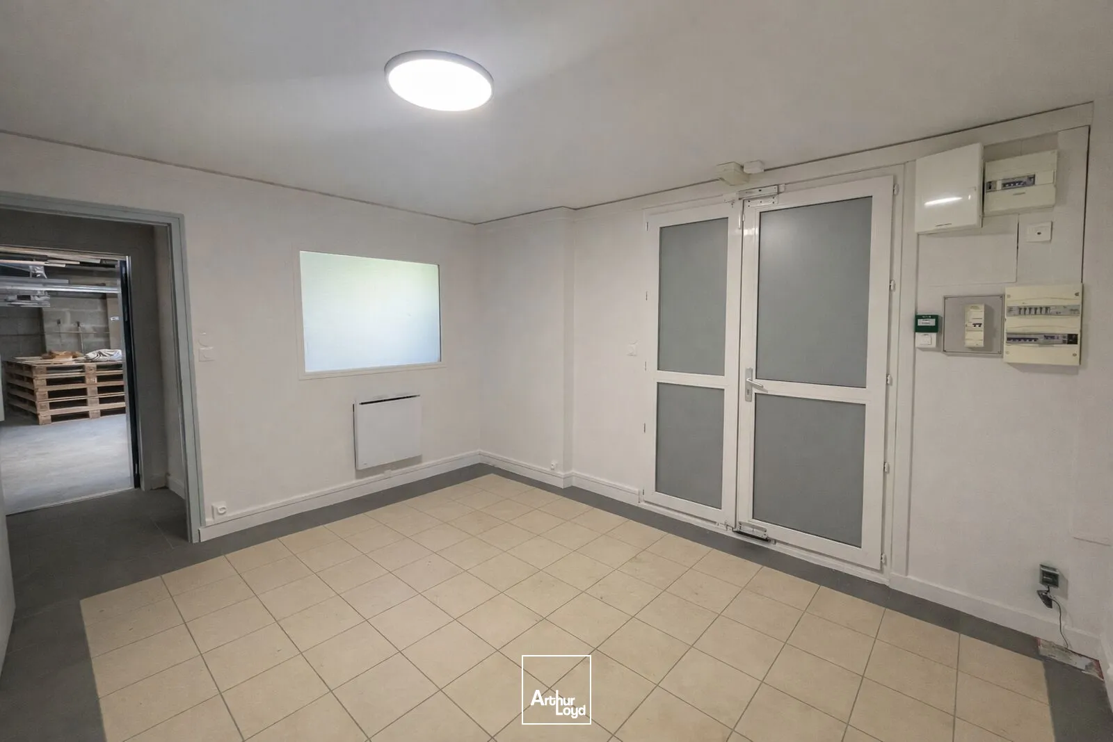 Locaux d'activité & Entrepôts - Location - MARINES - 95640 - 162-162 - 7662944