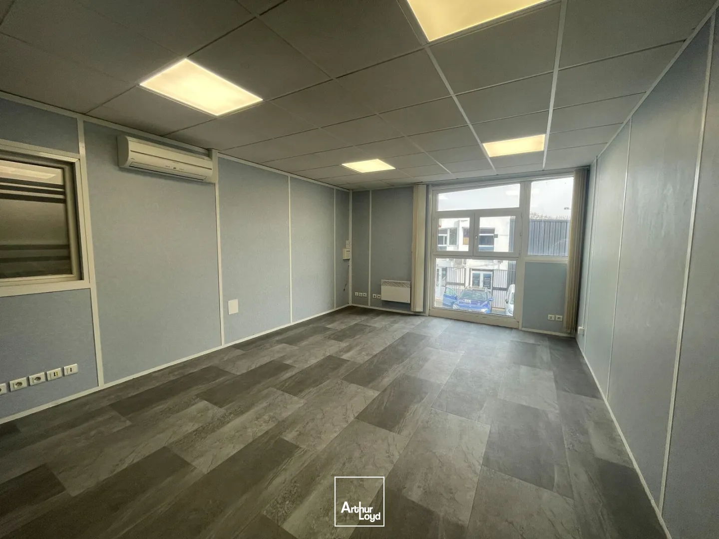 Locaux d'activité & Entrepôts - Location - MARINES - 95640 - 162-162 - 7662940