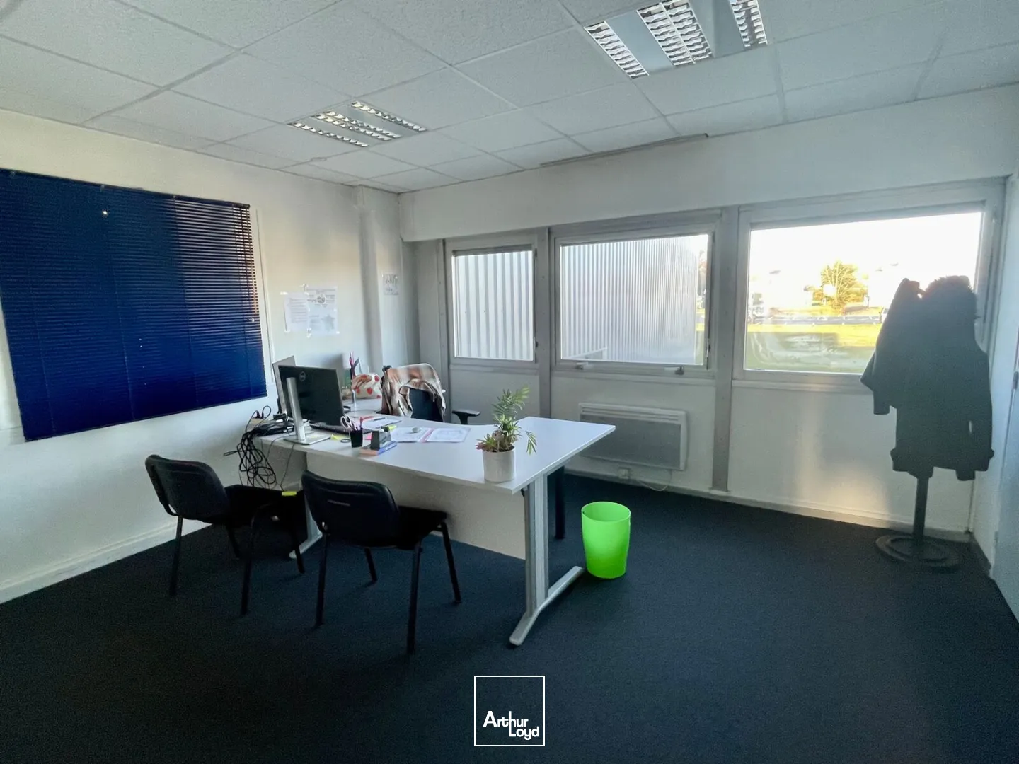 Locaux d'activité & Entrepôts - Vente - PETIT COURONNE - 76650 - 893-893 - 7662963