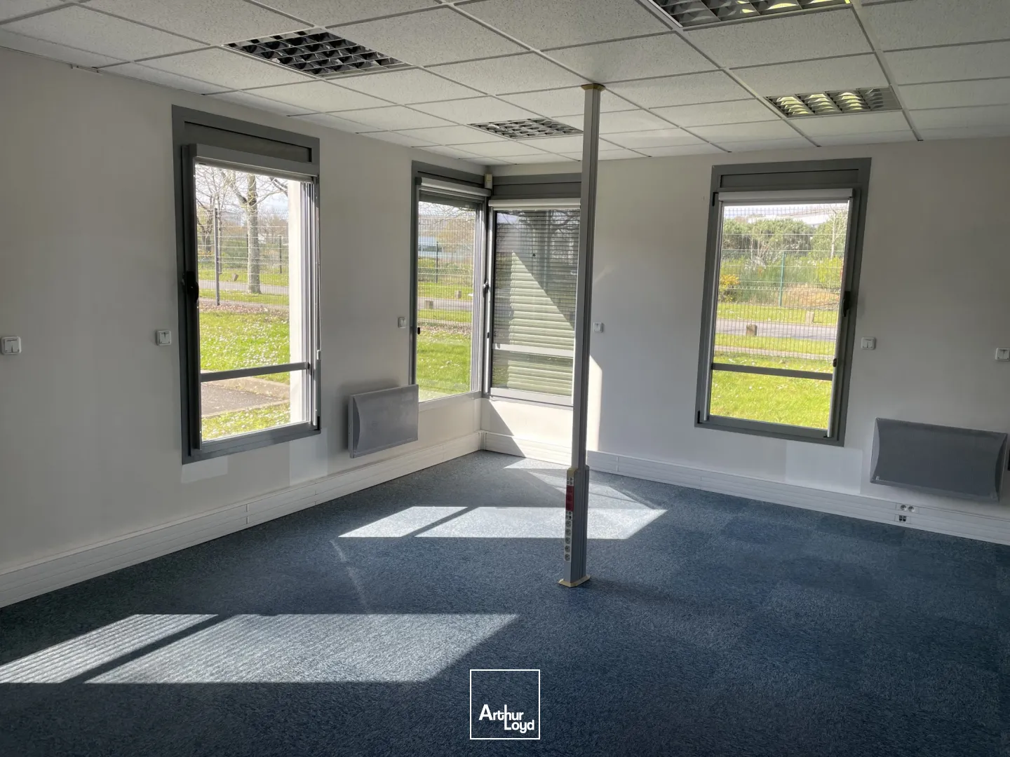 Bureaux - Vente - SAINT HERBLAIN - 44800 - 964-964 - 7663135