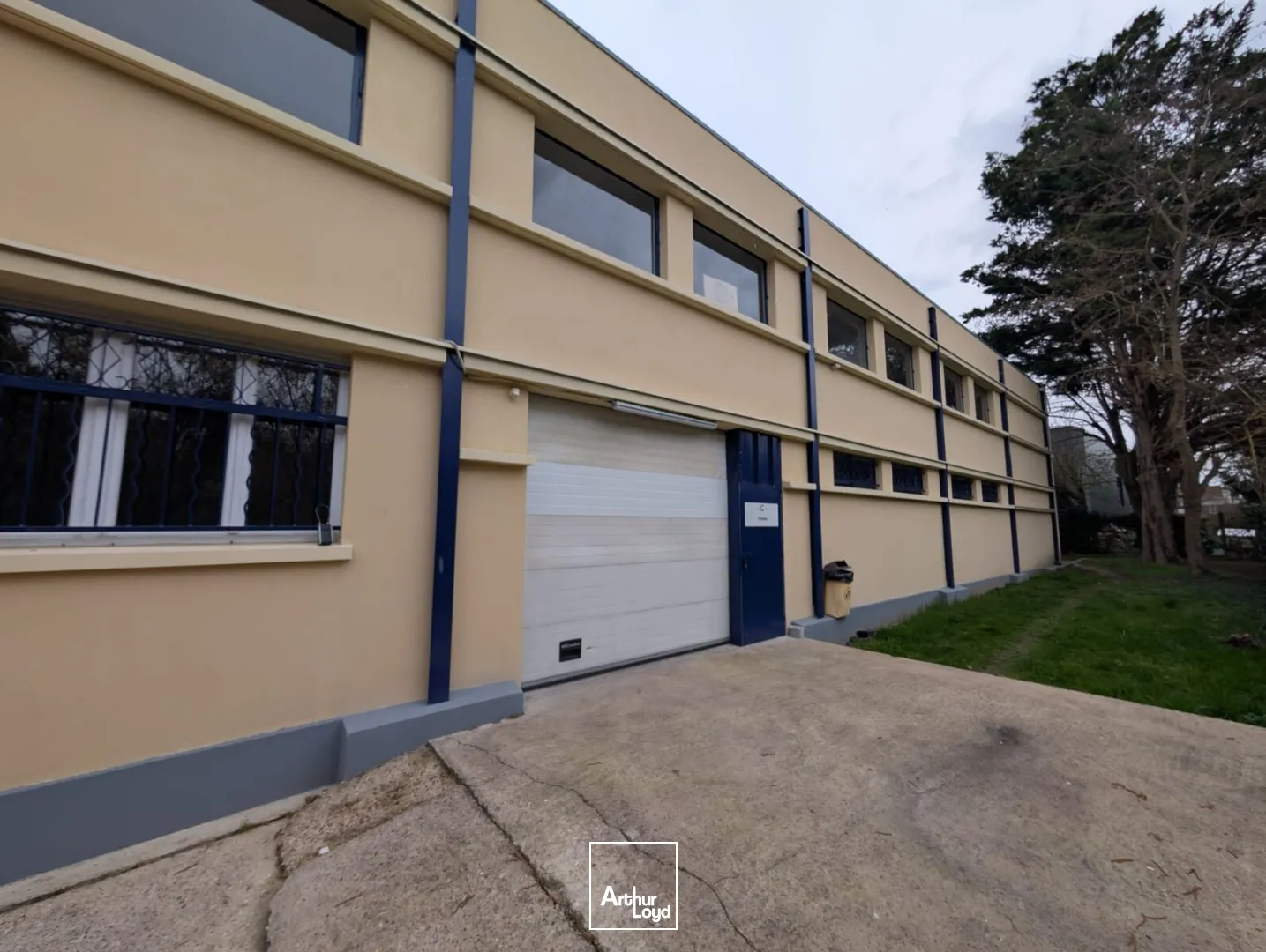 Locaux d'activité & Entrepôts - Location - EAUBONNE - 95600 - 209-209 - 7663240