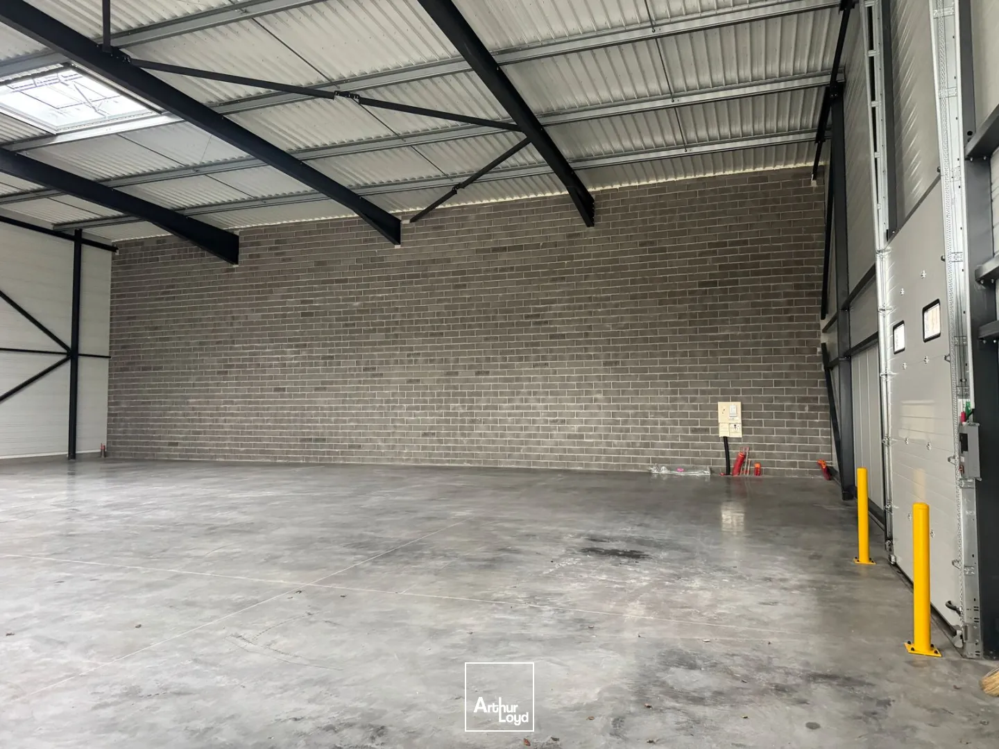 Locaux d'activité & Entrepôts - Location - HELLEMMES LILLE - 59260 - 700-700 - 7663276