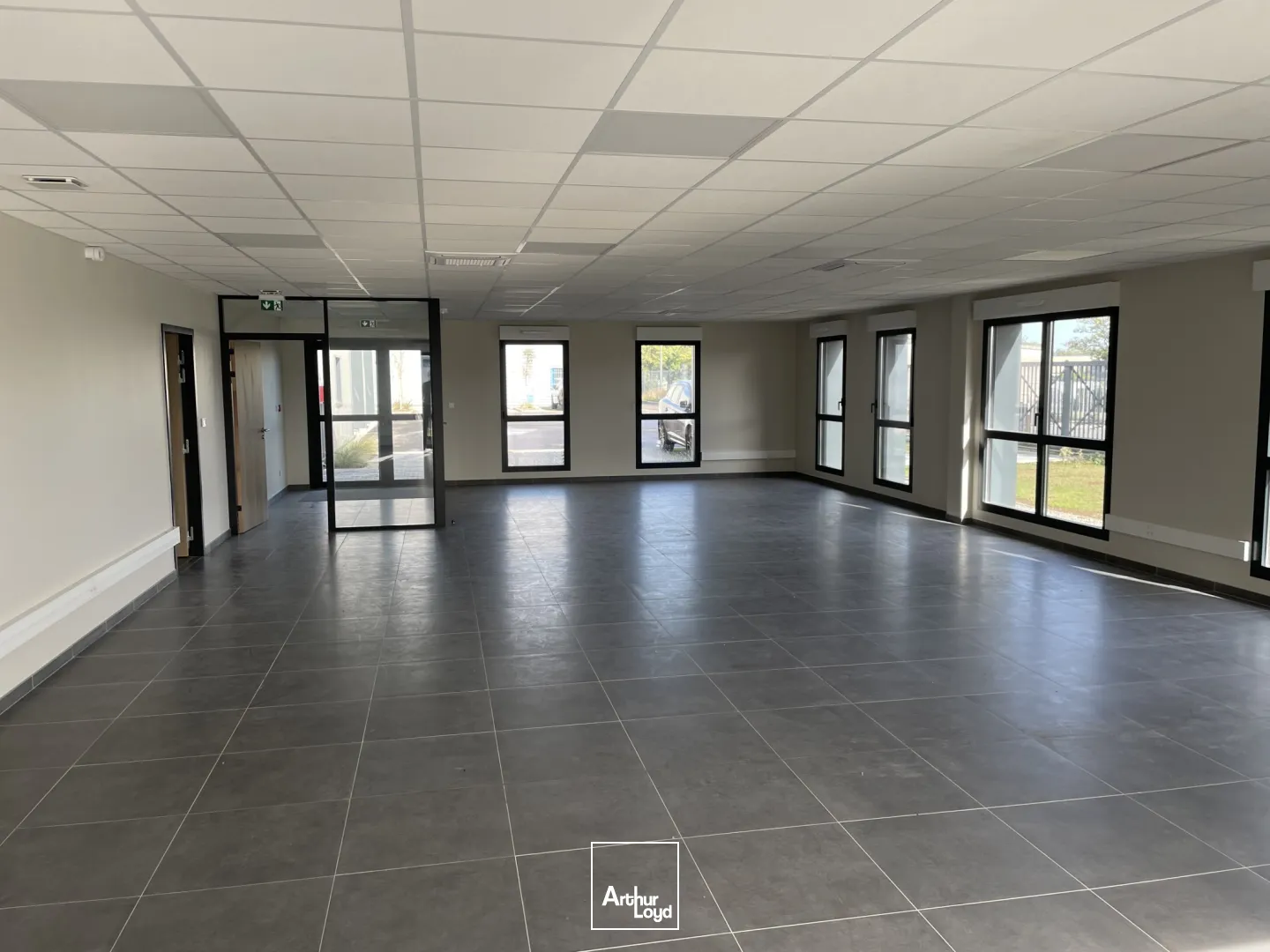 Locaux d'activité & Entrepôts - Location - CARVIN - 62220 - 1800-1800 - 7663310