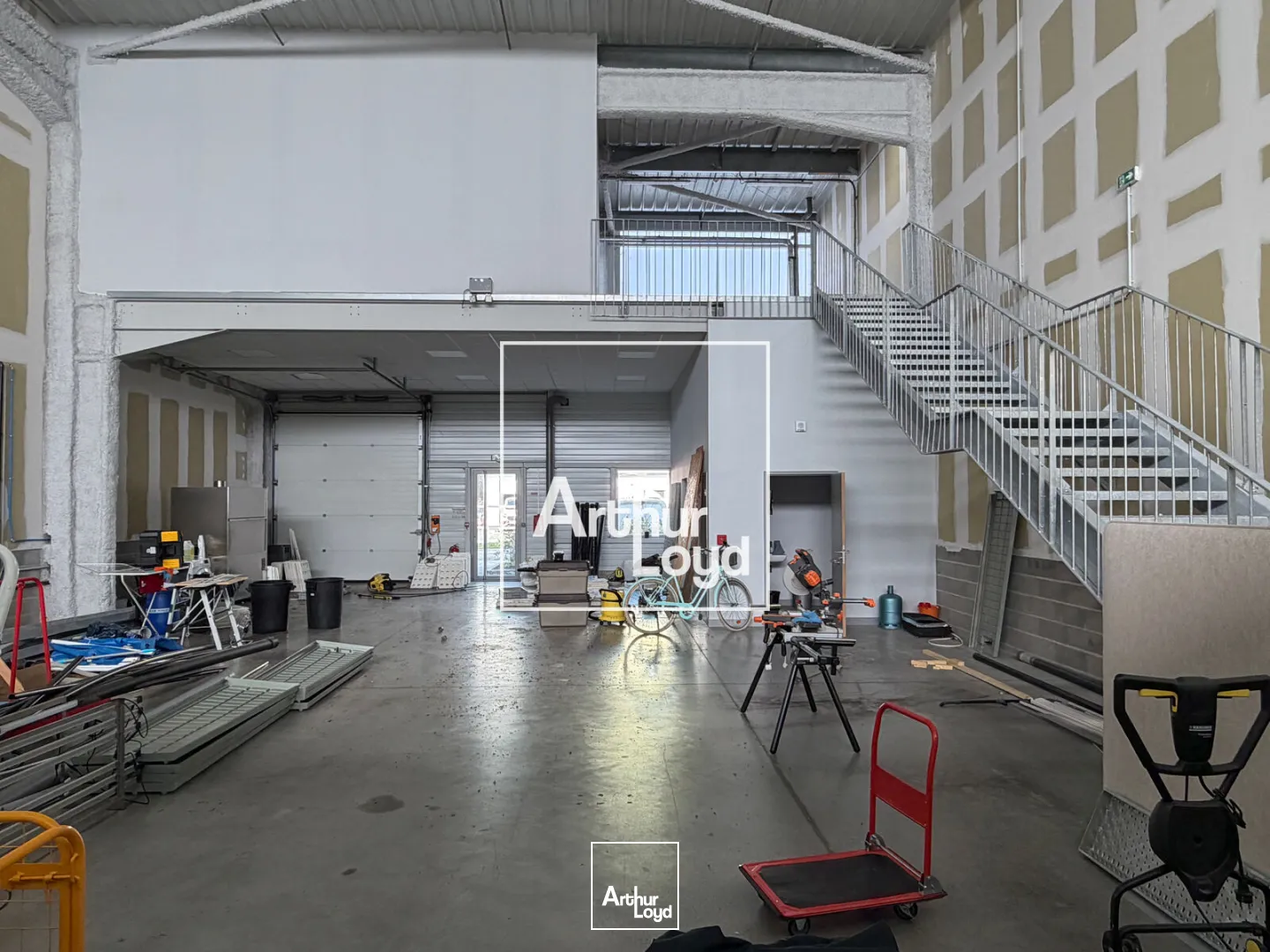 Locaux d'activité & Entrepôts - Location - ESCALQUENS - 31750 - 158-1830 - 7663425