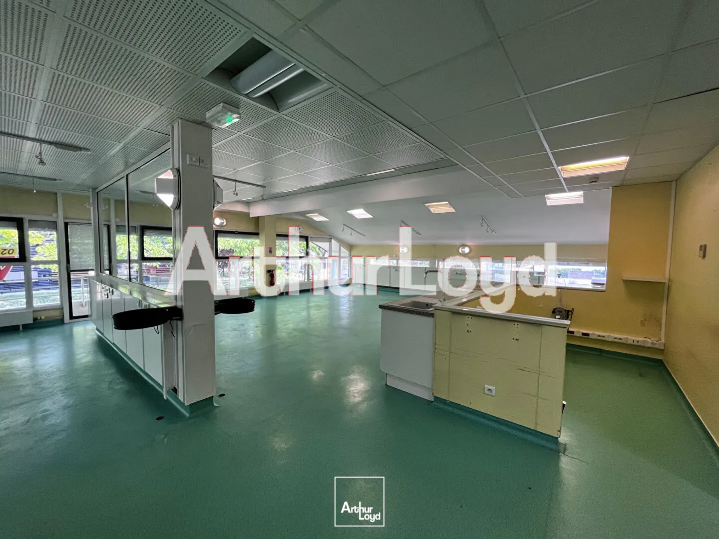 Bureaux - Location - HEROUVILLE SAINT CLAIR - 14200 - 1300-1300 - 7663528