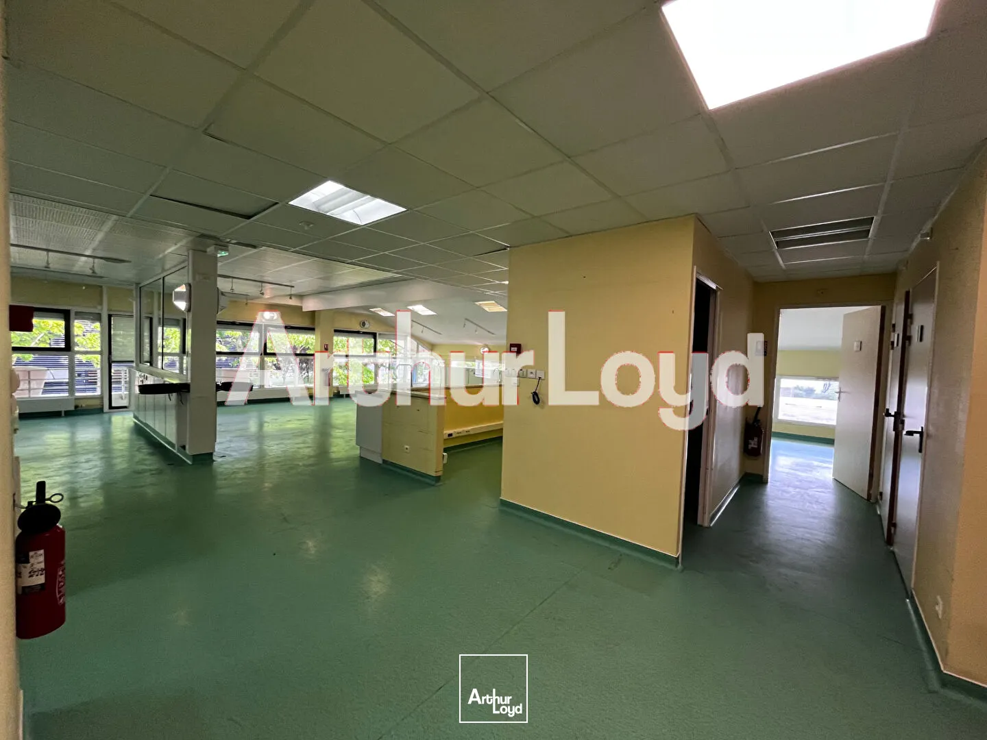 Bureaux - Location - HEROUVILLE SAINT CLAIR - 14200 - 1300-1300 - 7663529