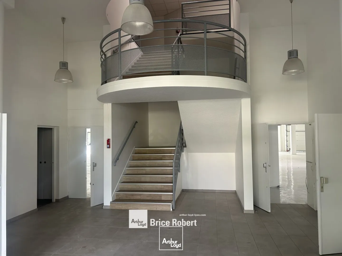 Locaux d'activité & Entrepôts - Location - LIMONEST - 69760 - 612-3124 - 7663619